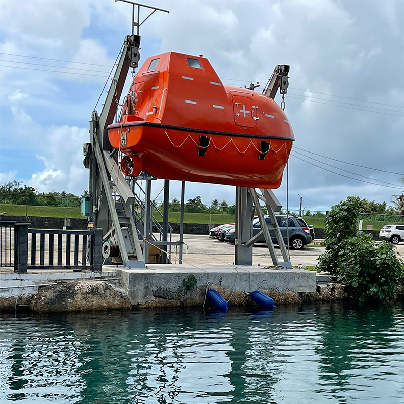 geschlossenes Rettungsboot7