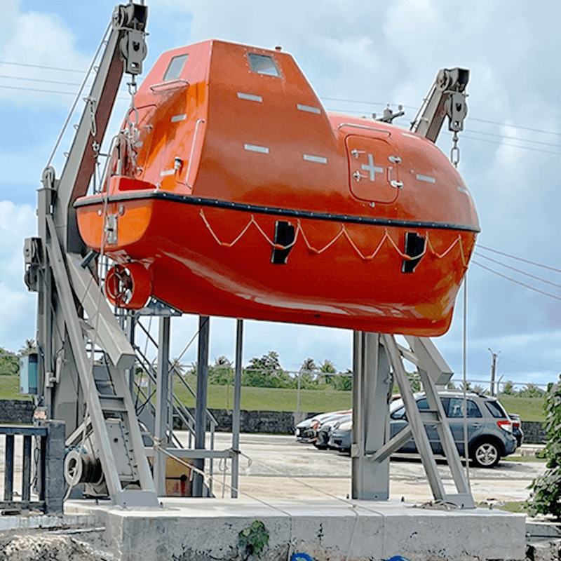 geschlossenes Rettungsboot