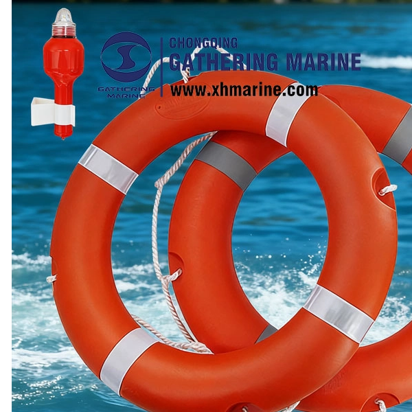 Anforderungen an selbstzündende Rettungsringlichter und selbstaktivierende Rauchsignale auf Schiffsbrücken