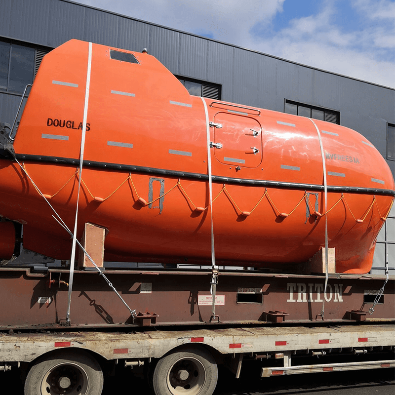 geschlossenes Rettungsboot6