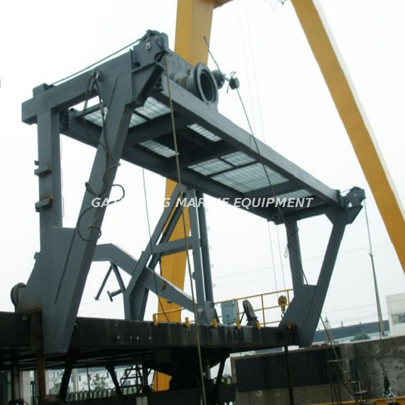 Plattform-Davit